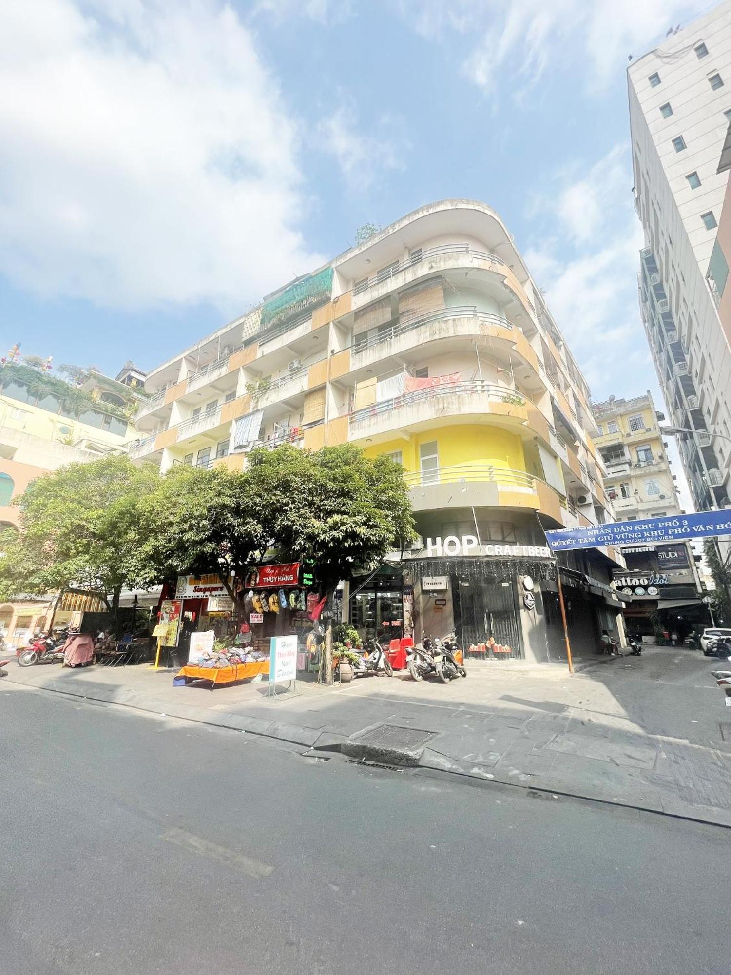Apartment Ductaigallery's & Hidden In Bui Vien St Ho Chi Minh City